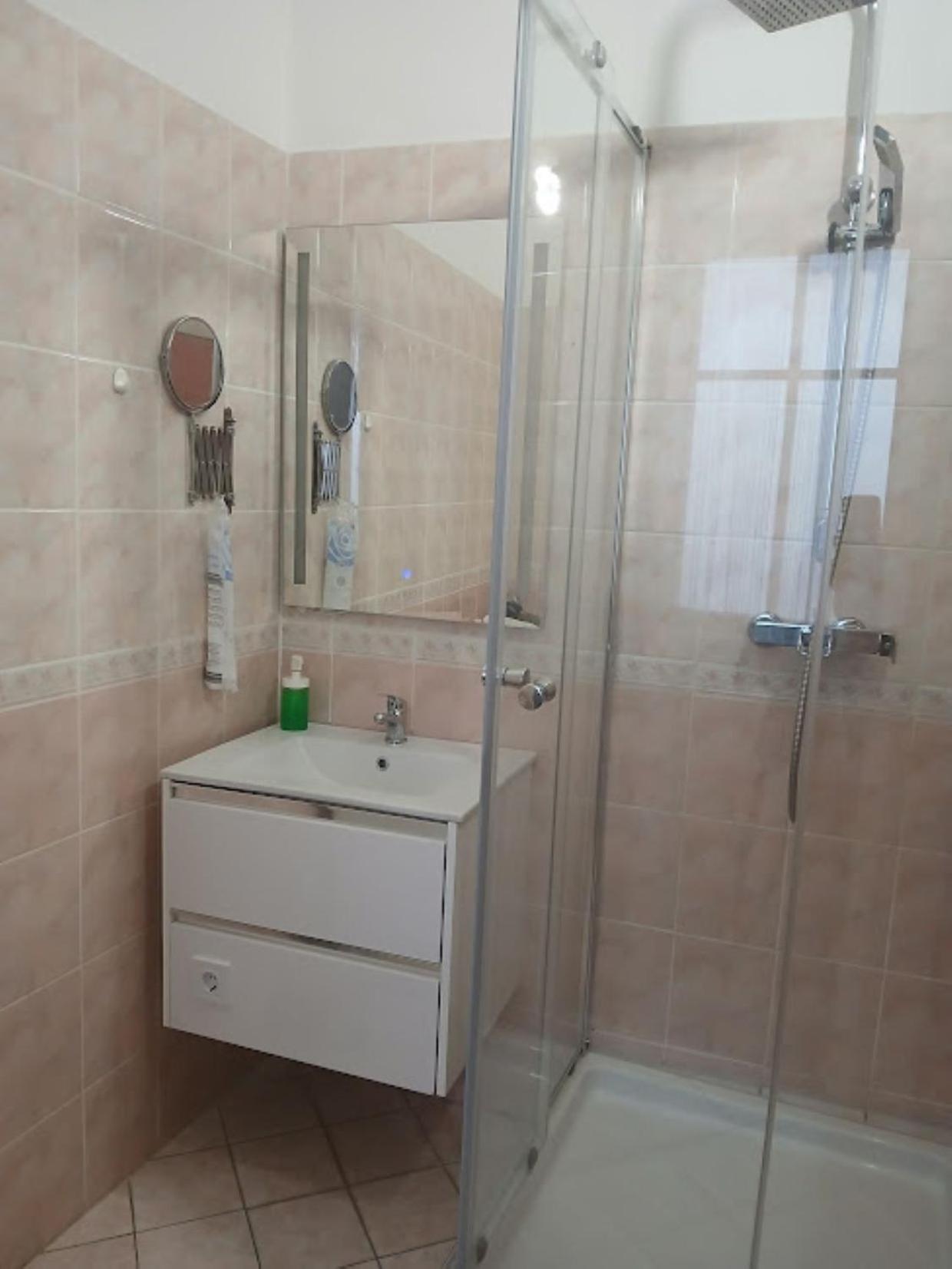 Soda Apartman Gyor Exterior photo